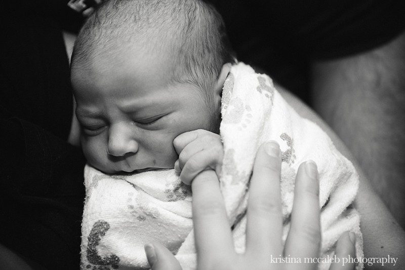 lifestyle newborn photographer dallas